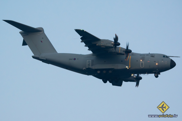 Airbus A400M-180